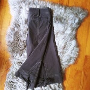 Athleta capri Tear Away B4U Play